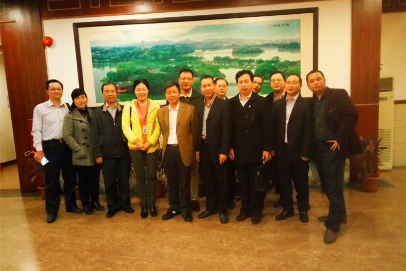 我会维护律师执业合法权益委员会讨论“规范诉讼活动中公民代理”意见稿