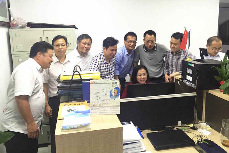 给力！律师人大代表、政协委员连夜召开座谈会征集意见建议 为惠城区第八届人民代表大会第二次会议提案议案建言献策