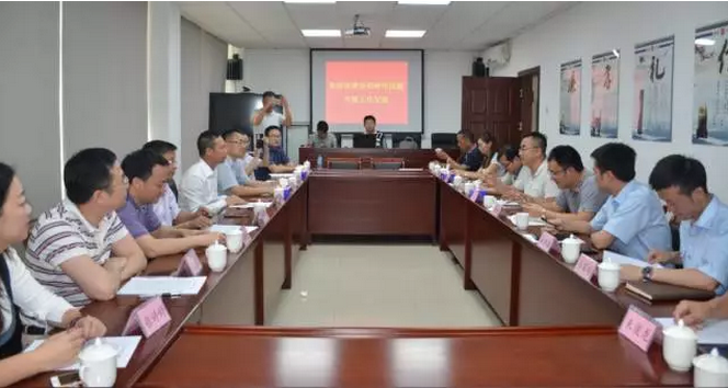 市律协维权委、仲恺法庭共同探讨网上立案