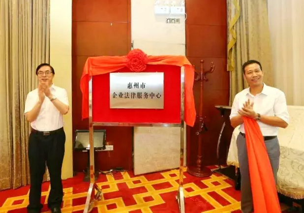 律师是企业的“财神”，也是企业家的“情人”