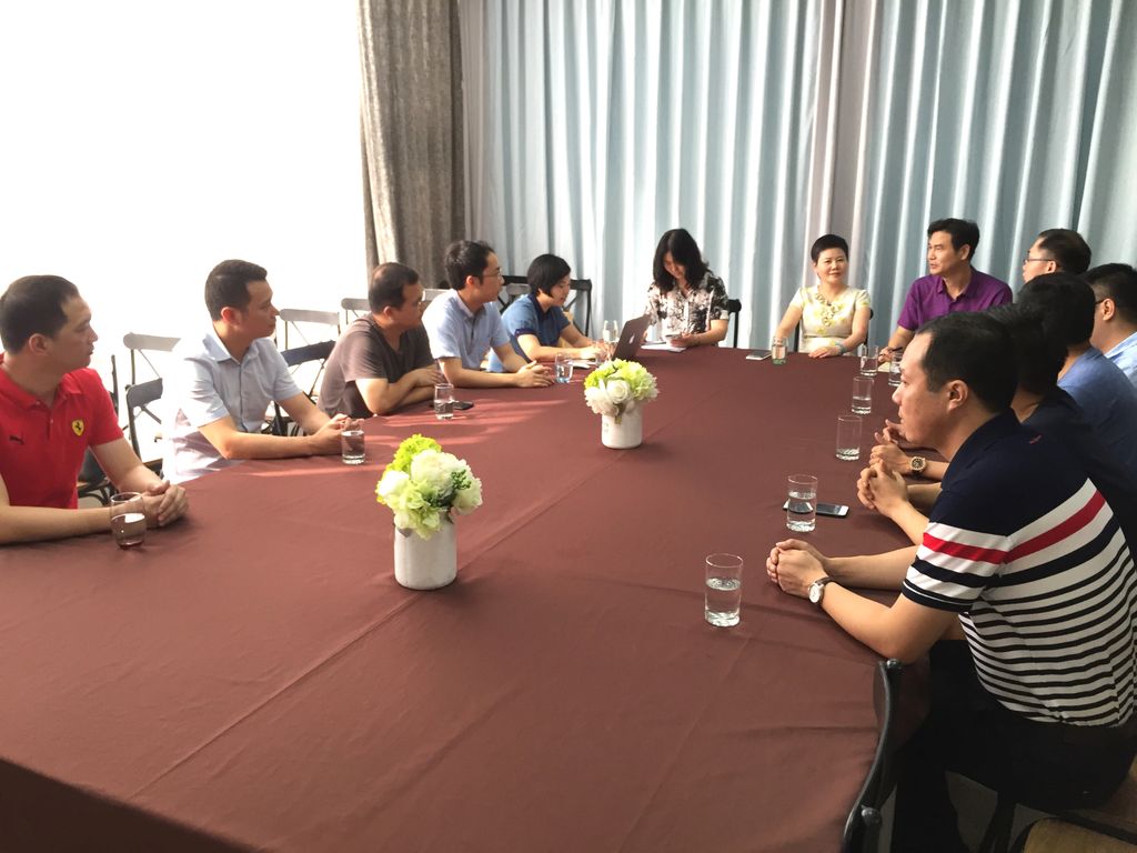 市律协青年律师工作委员会召开全体委员会议