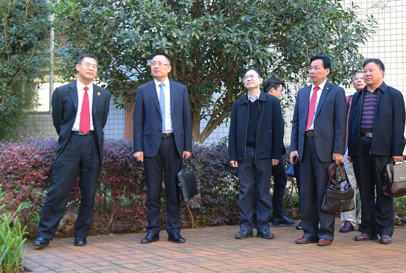 周涌副会长带队赴云南曲靖市中院和律协交流学习法律职业共同体建设