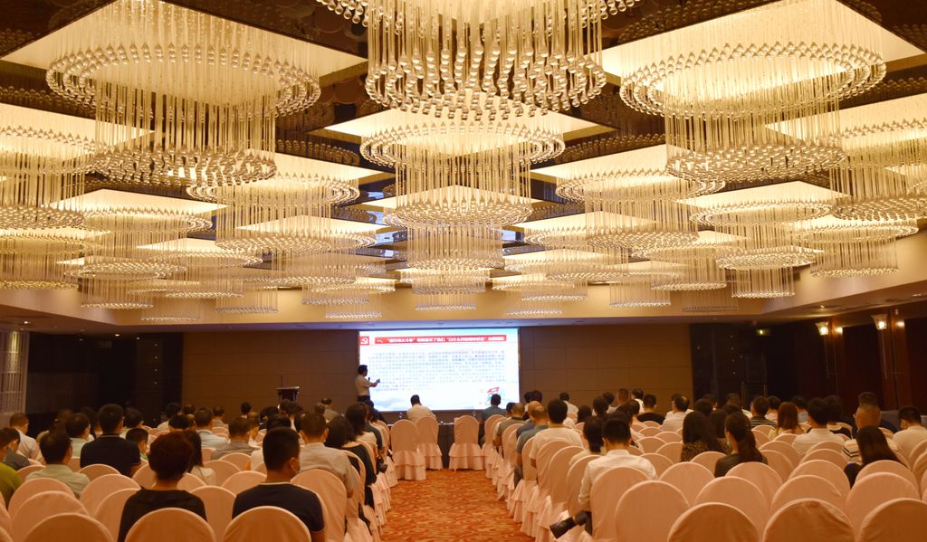 市律师行业党委、市律师协会组织开展《习近平谈治国理政》第三卷专题学习暨律师行业警示教育活动